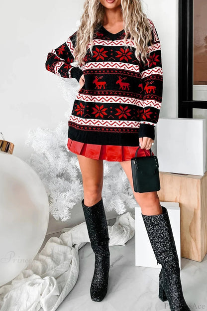 Classic Vintage Sweater with a Flattering Fit