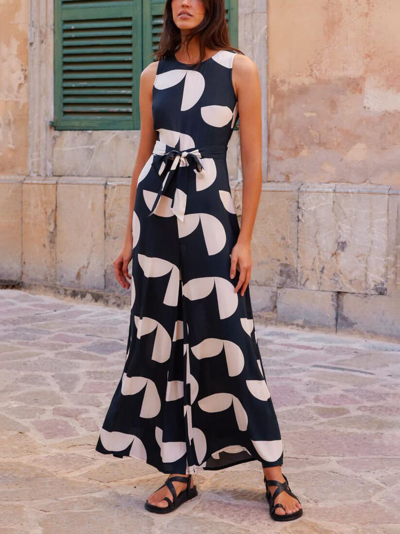 Polished Garment with an Effortless Classic Look