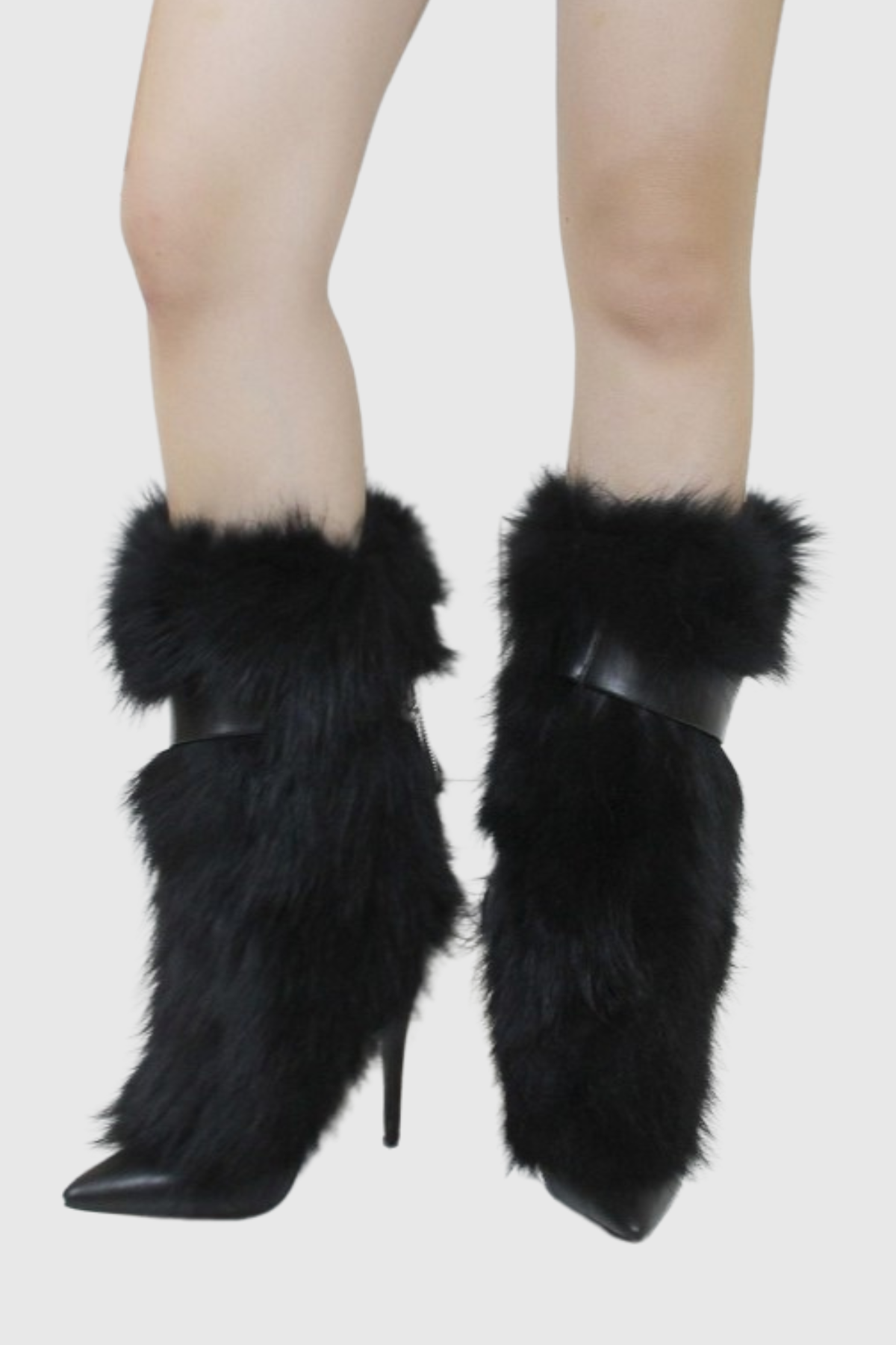 Beautifully Finished Boots in a Timeless Design