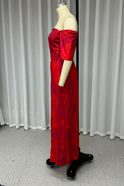 Effortlessly Elegant Garment with a Timeless Design
