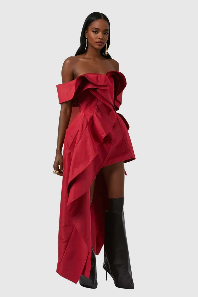 Beautifully Crafted Dress in a Classic Style