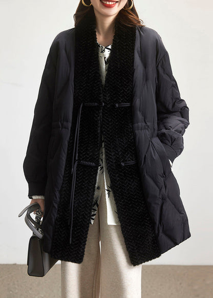 Beautifully Finished Coat in a Timeless Design