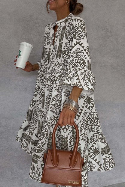 Effortlessly Elegant Dress with a Timeless Design