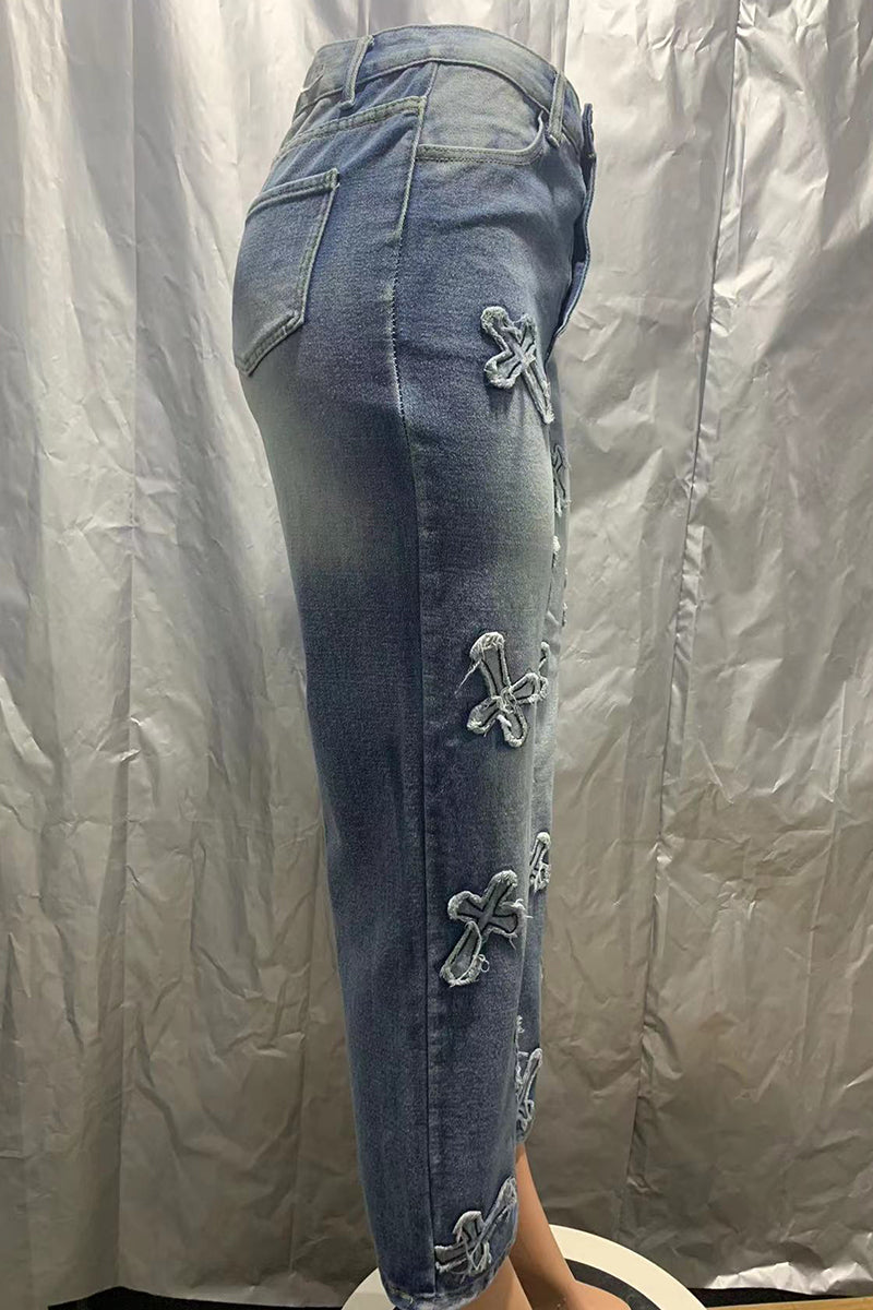 Gracefully Styled Garment for Any Occasion