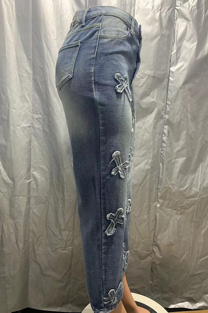 Gracefully Styled Garment for Any Occasion