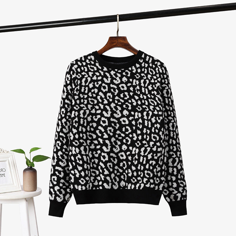Beautifully Finished Sweater in a Timeless Design