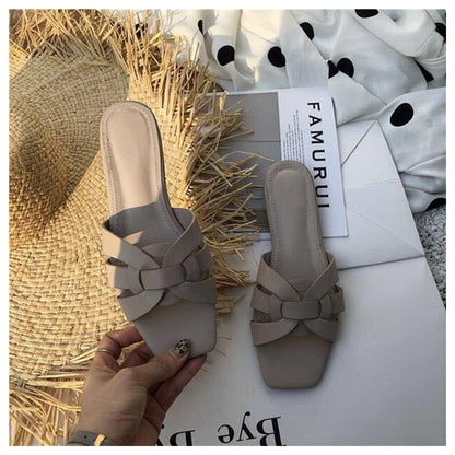 Elegantly Styled Sandals for Everyday Wear