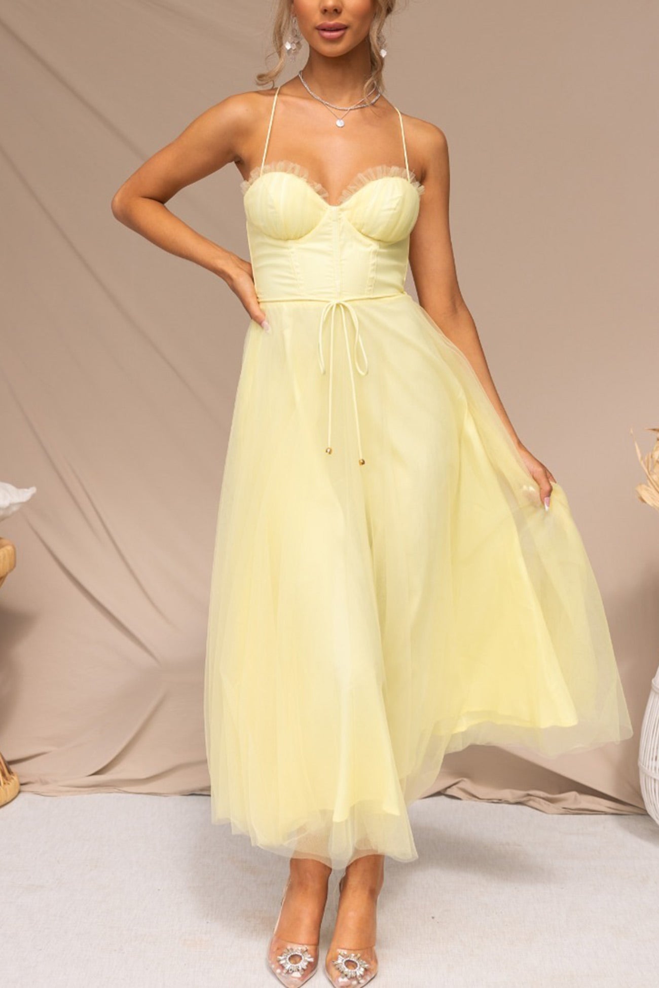 Classic Vintage Dress with a Flattering Fit