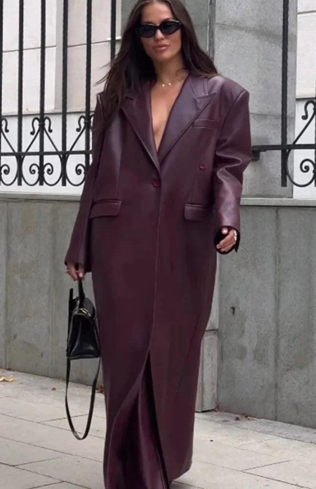 Classic Vintage Coat with a Flattering Fit