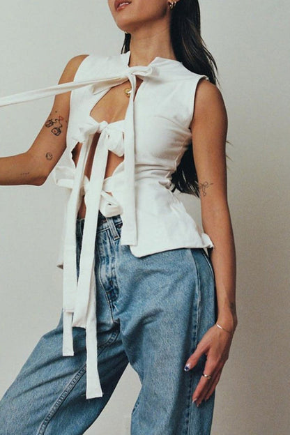 Well Tailored Top with a Graceful Silhouette