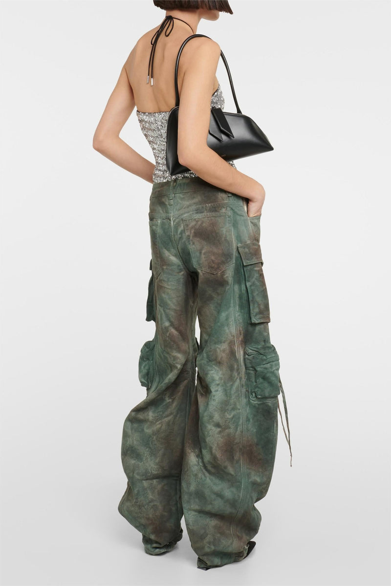 Beautifully Finished Garment in a Timeless Design