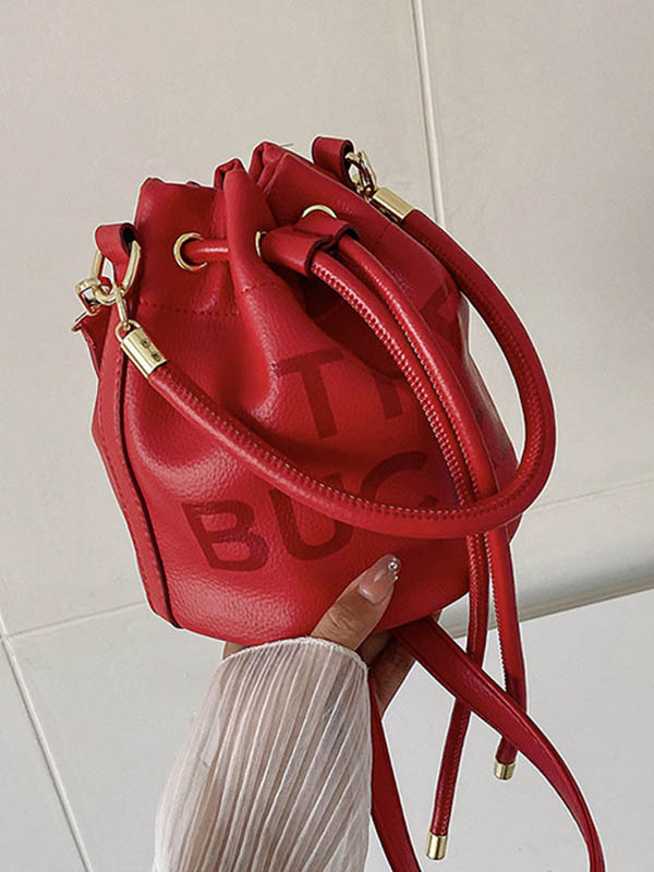 Effortlessly Elegant Bag with a Timeless Design