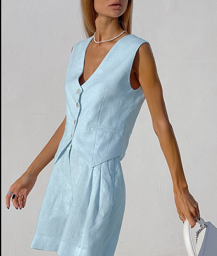 Sophisticated Garment with a Clean Classic Look