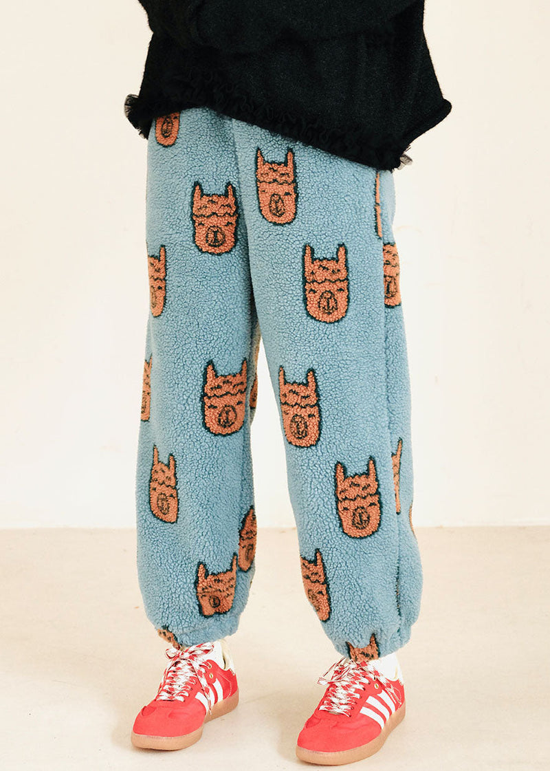 Classic Vintage Pants with a Flattering Fit