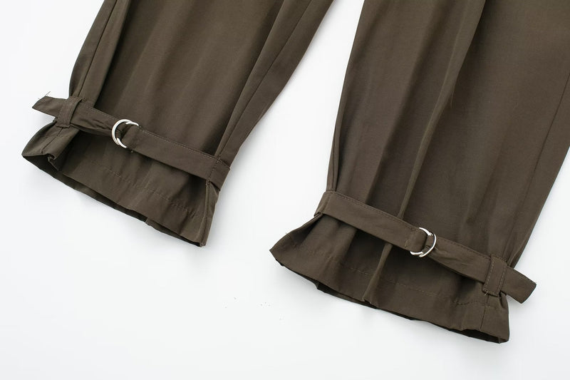 Elegantly Styled Pants for Everyday Wear