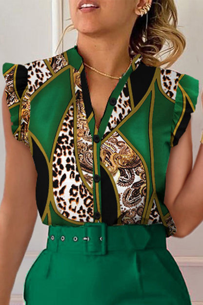 Effortlessly Elegant Blouse with a Timeless Design