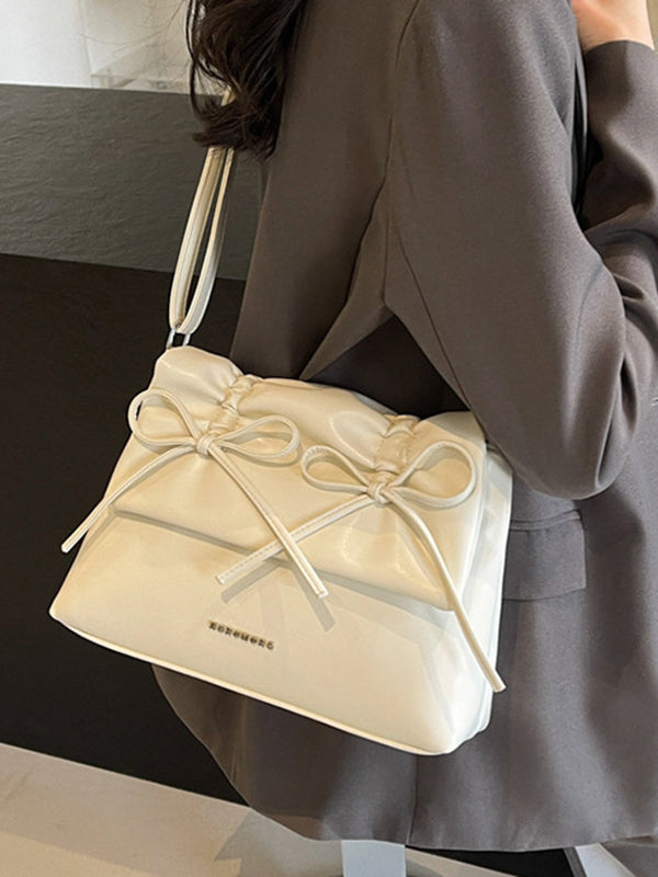 Elegantly Styled Bag for Everyday Wear