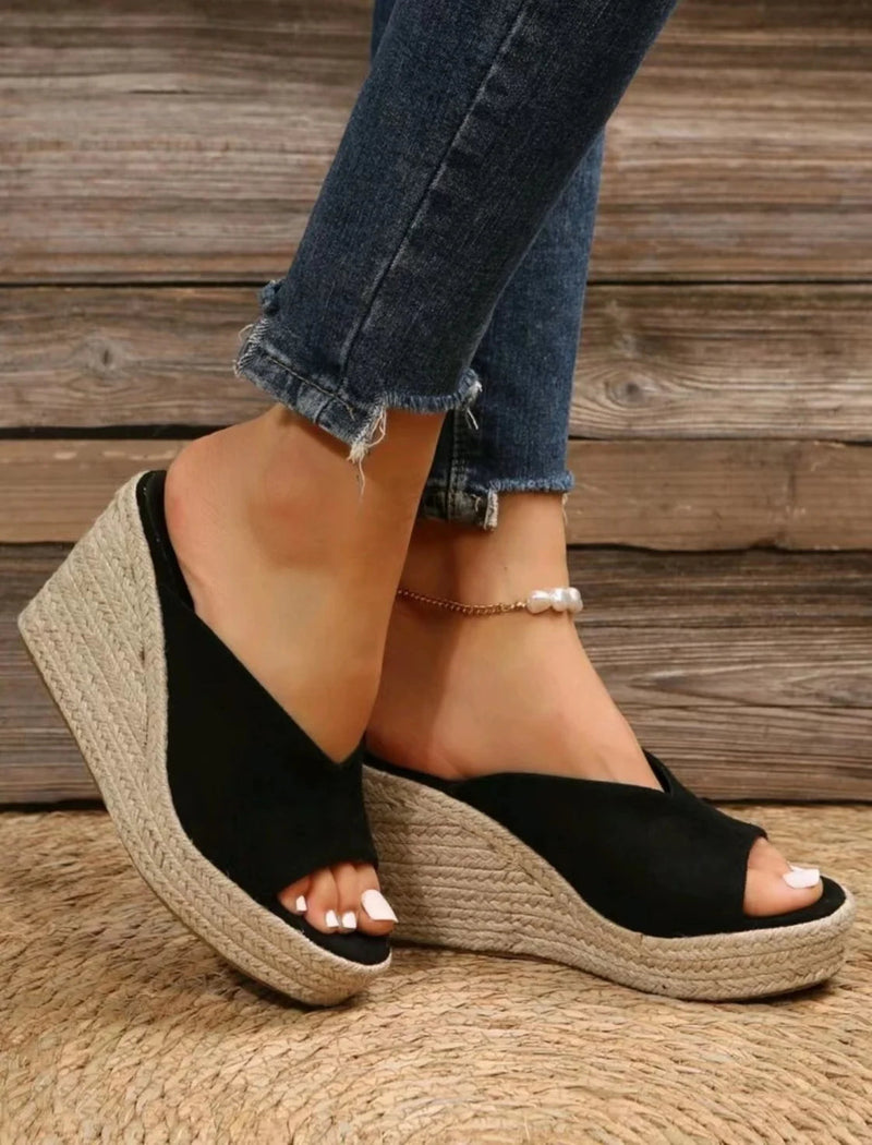 Classic Vintage & Enduringly Stylish Sandals