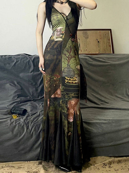 A Vintage Style Dress with Delicate Timeless Details