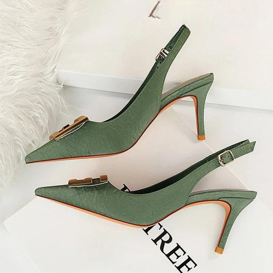 Effortlessly Elegant Heels with a Timeless Design