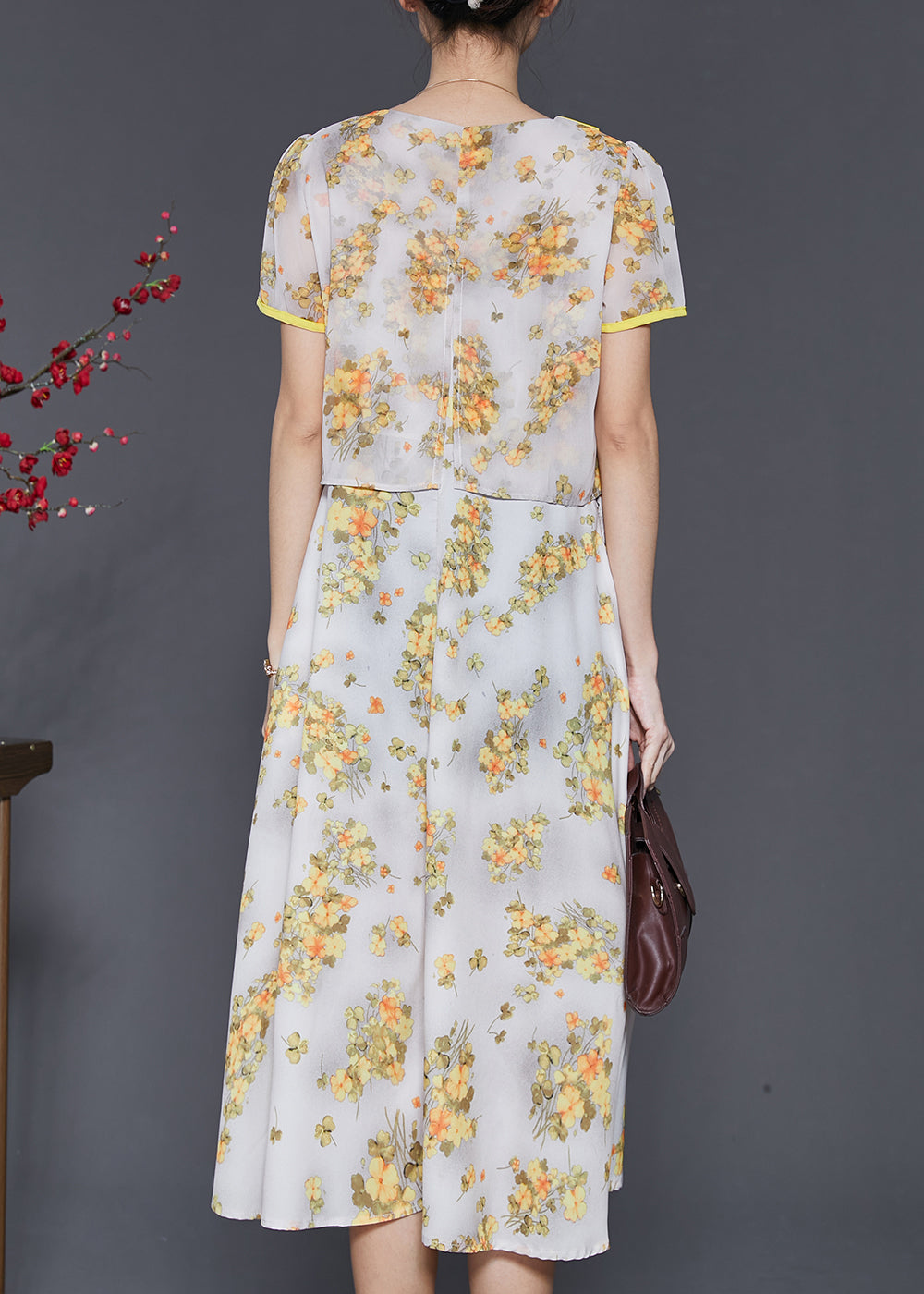 Beautifully Crafted Dress in a Classic Style