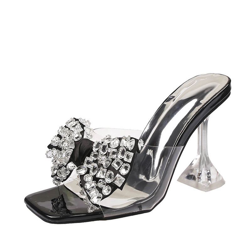 A Vintage Style Heels with Delicate Timeless Details