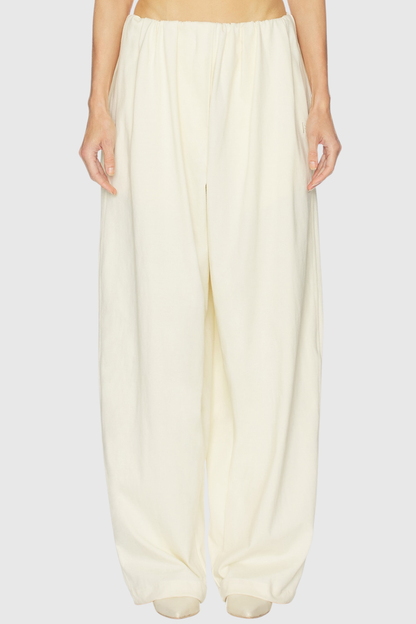 Beautifully Crafted Pants in a Classic Style