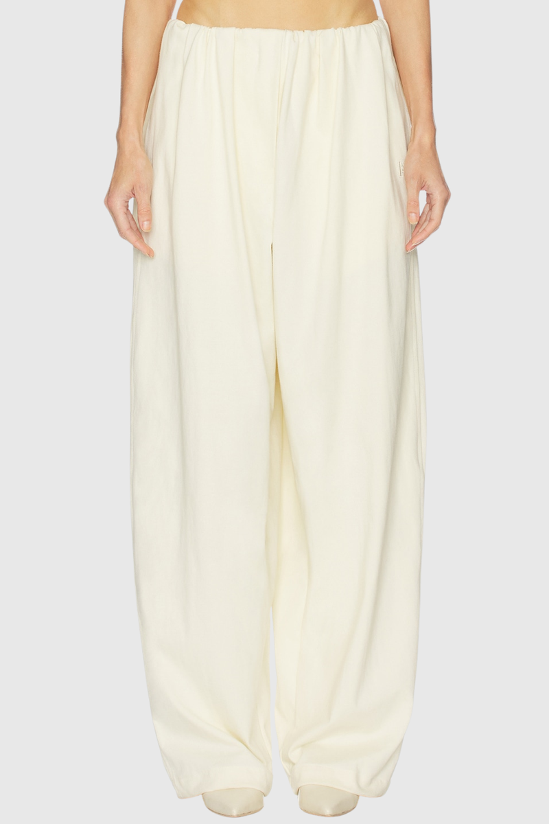Beautifully Crafted Pants in a Classic Style