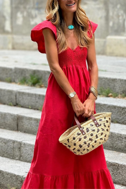Well Tailored Dress with a Graceful Silhouette