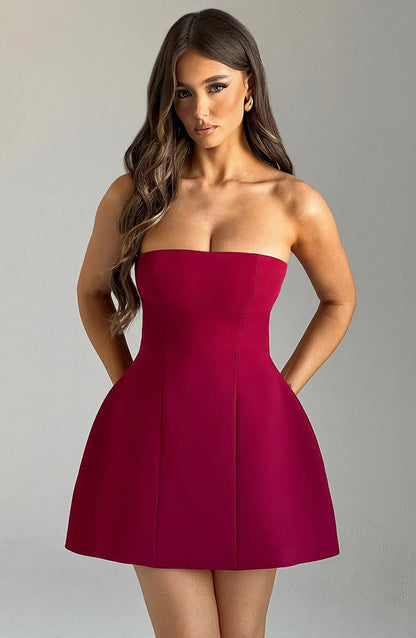 Sophisticated Dress with a Clean Classic Look
