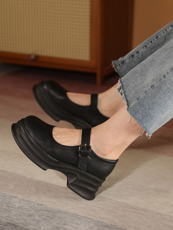 A Vintage Style Shoes with Delicate Timeless Details