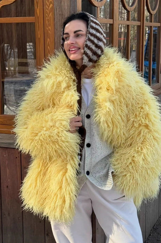 Gracefully Styled Coat for Any Occasion