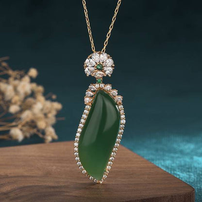 Gracefully Styled Garment for Any Occasion