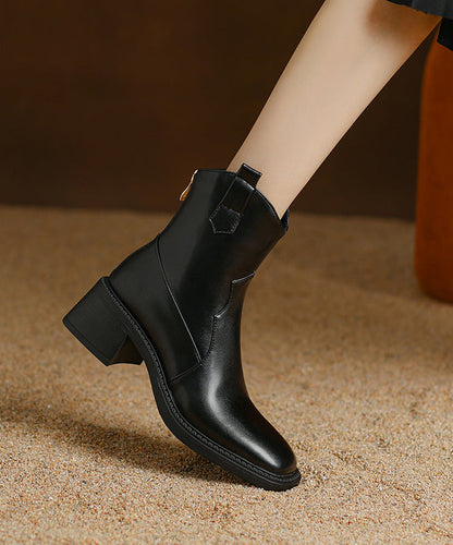 Elegantly Styled Boots for Everyday Wear