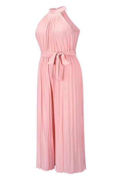 Sophisticated Garment with a Clean Classic Look