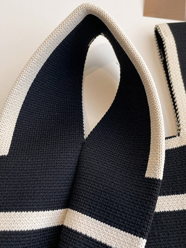 Sophisticated Bag with a Clean Classic Look