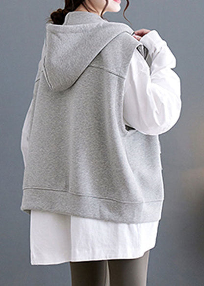 Effortlessly Elegant Coat with a Timeless Design