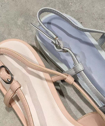 Well Tailored Sandals with a Graceful Silhouette