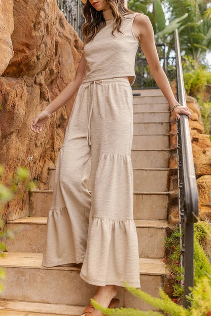 Effortlessly Elegant Garment with a Timeless Design