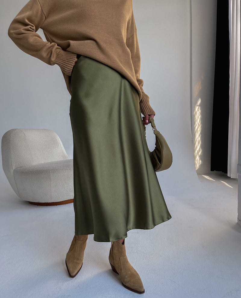 Classic Vintage Garment with a Flattering Fit