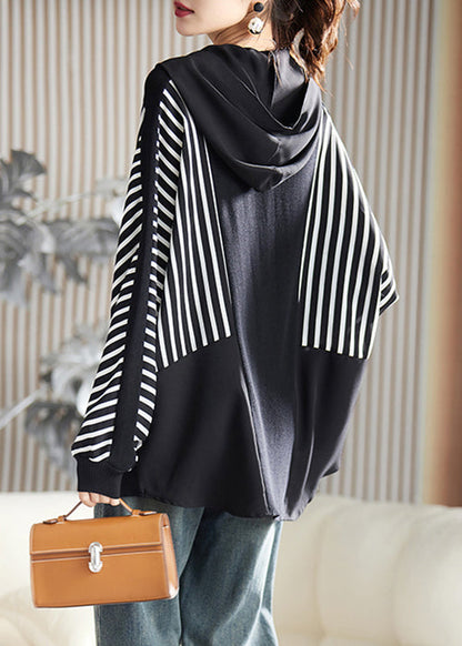 Beautifully Finished Top in a Timeless Design