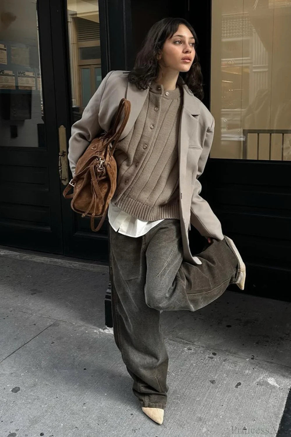 Gracefully Styled Cardigan for Any Occasion