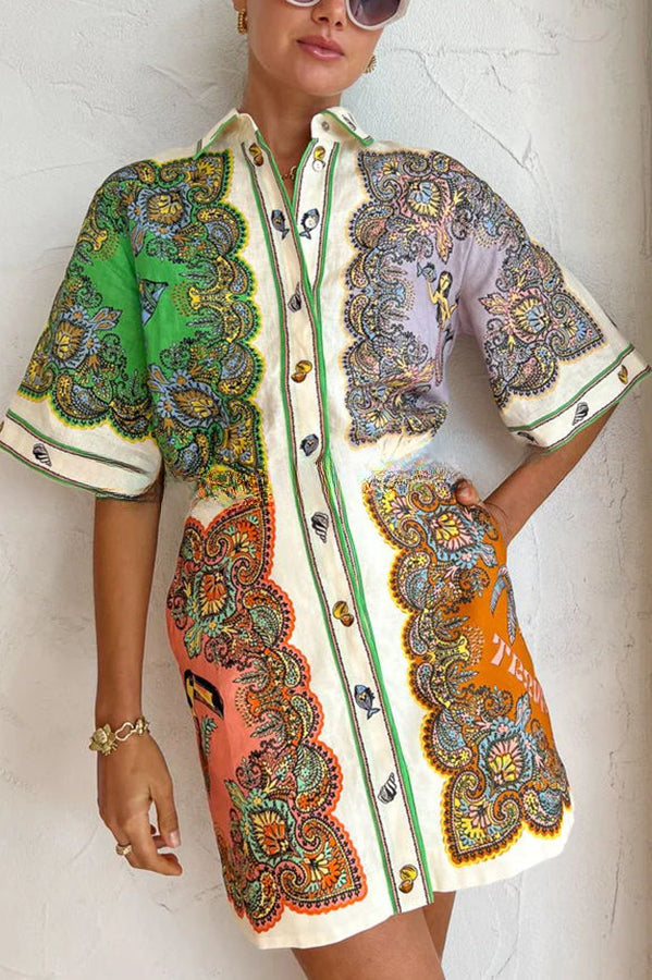 Classic Vintage Dress with a Flattering Fit