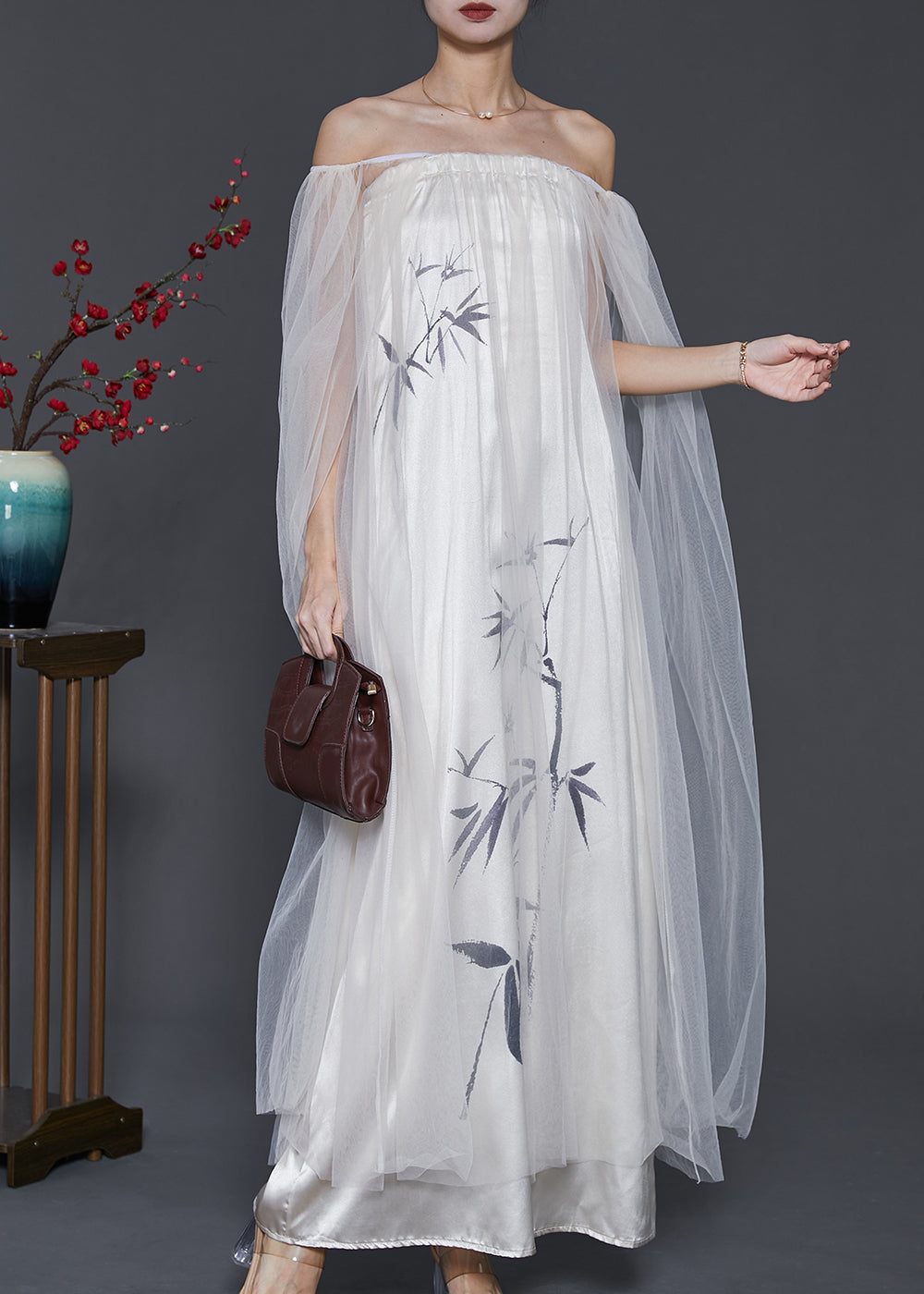 Beautifully Crafted Dress in a Classic Style