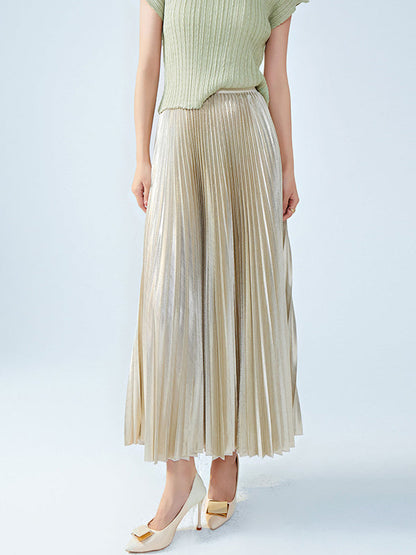Gracefully Styled Garment for Any Occasion