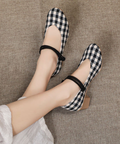 Classic Vintage Heels with a Flattering Fit