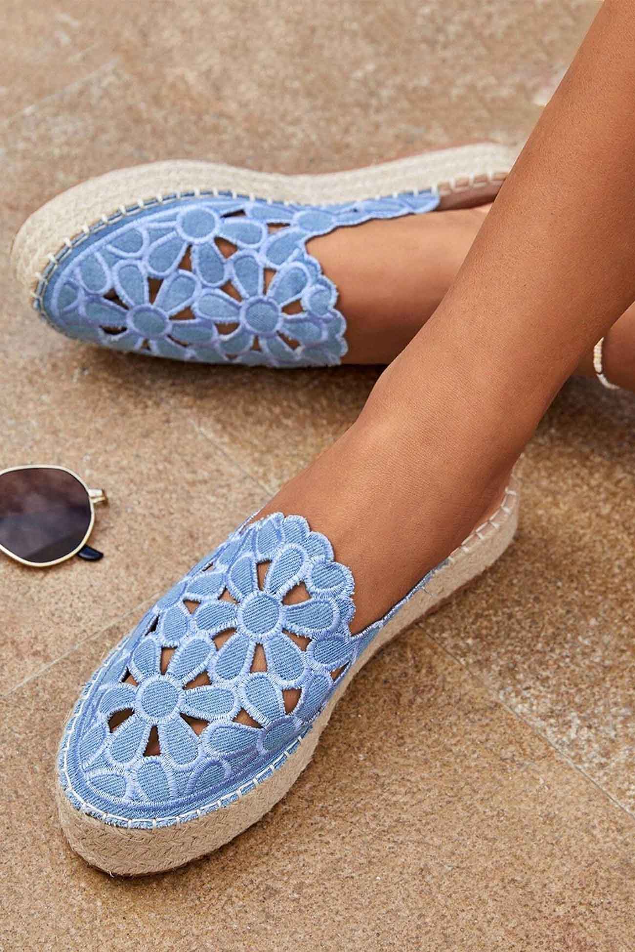 Elegantly Styled Sandals for Everyday Wear