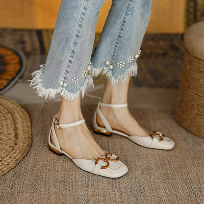 Polished Sandals with an Effortless Classic Look