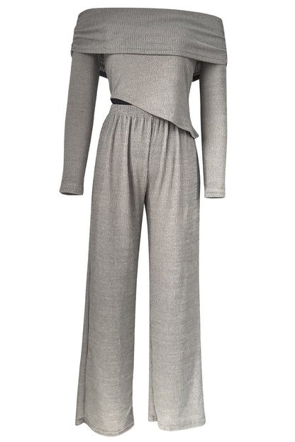Effortlessly Elegant Garment with a Timeless Design