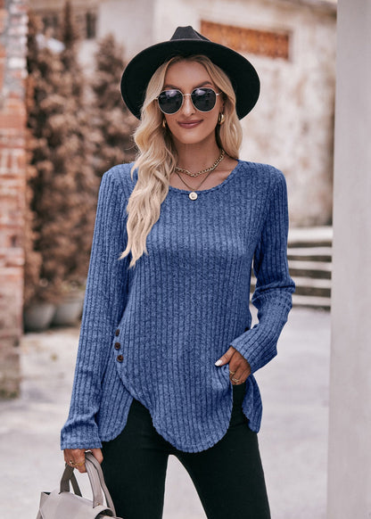 Well Tailored T-Shirt with a Graceful Silhouette